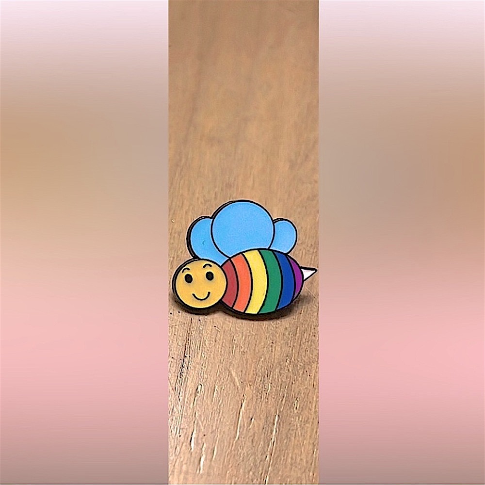 1 LGBTQ+ Pride Inclusive Flag Rainbow 🌈 Bee 🐝 Shaped Pin